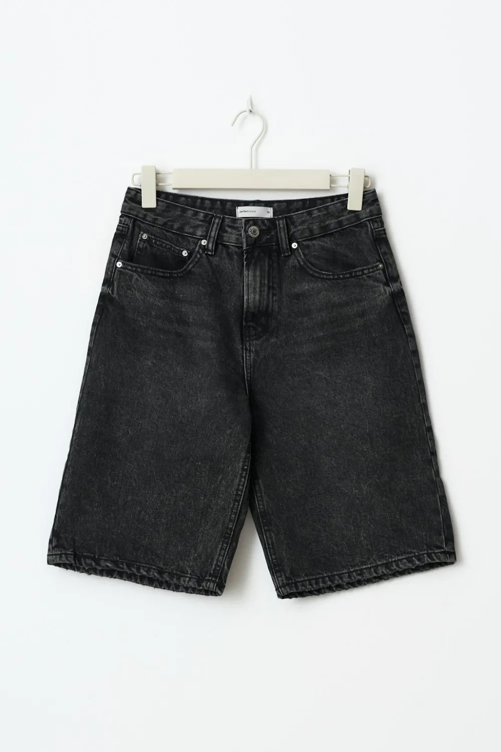 Online Gina Tricot Baggy denim shorts Zwart