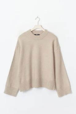 Gina Tricot Crew neck knitted sweater Beige