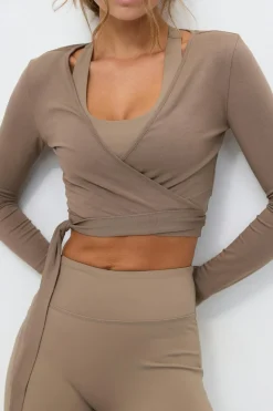 Hot Gina Tricot Cropped yoga wrap cardigan Bruin