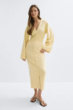 Hot Gina Tricot Fitted knitted dress Geel