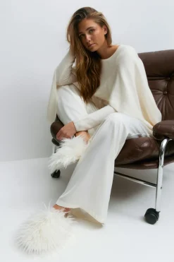 Discount Gina Tricot Fluffy faux fur slipper Wit