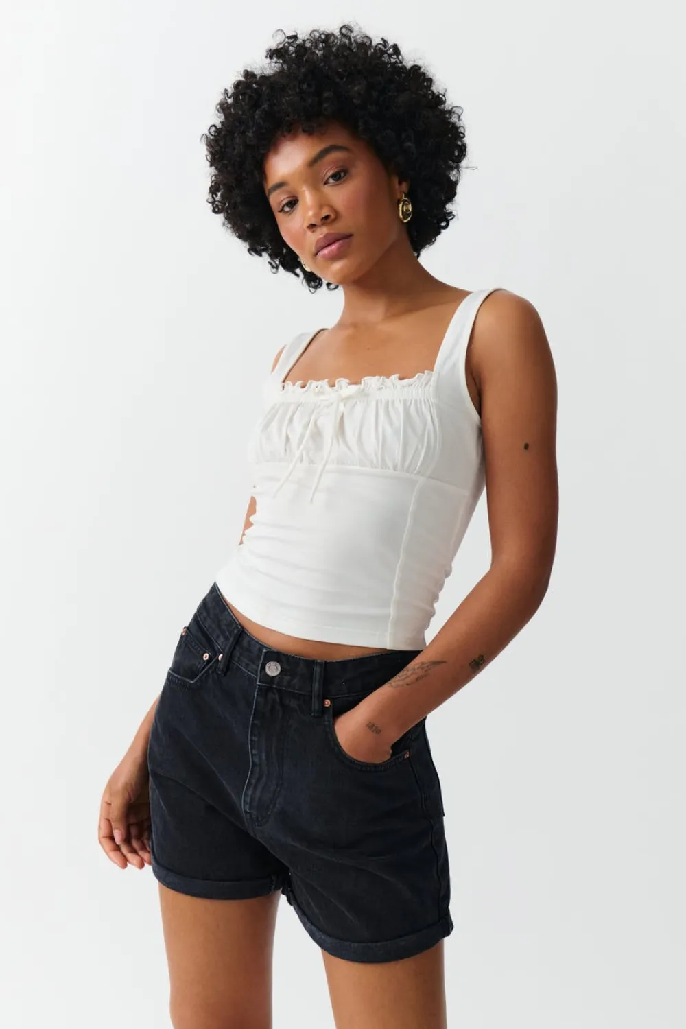 New Gina Tricot High waist denim shorts Zwart