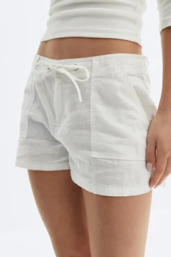 Discount Gina Tricot Linen blend mini cargo shorts Wit