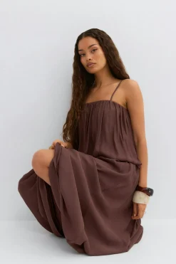 Gina Tricot Maxi dress Bruin