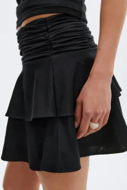 Hot Gina Tricot Mini frill skirt Zwart