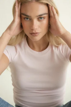 Gina Tricot Perfect tight tee Roze