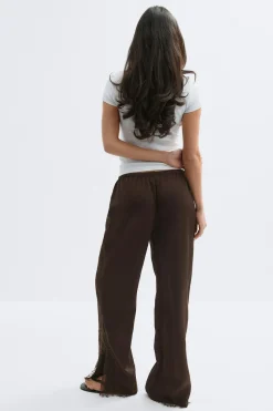 Clearance Gina Tricot Satin lace trousers Bruin