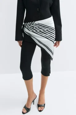 New Gina Tricot Satin scarf Zwart