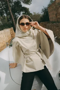Discount Gina Tricot Short cape trench jacket Beige