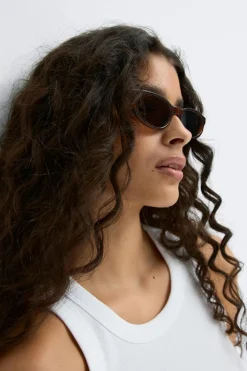 Outlet Gina Tricot Slim cateye sunglasses Bruin