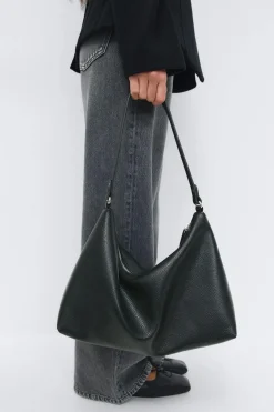 Gina Tricot Slouchy shoulder bag Zwart