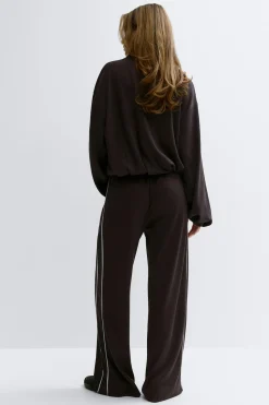 Best Gina Tricot Soft sporty trousers Bruin