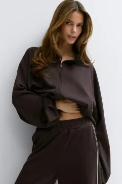 Online Gina Tricot Soft sporty zip jacket Bruin