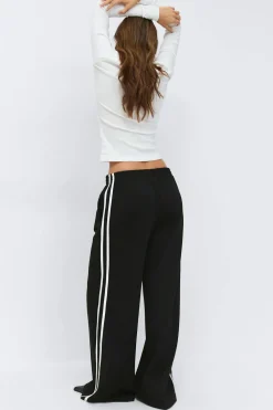 Hot Gina Tricot Sporty wide trousers Zwart