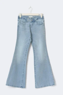 Discount Gina Tricot Ultra low flare petite jeans Blauw