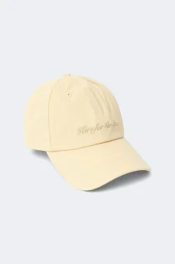 Gina Tricot Washed cotton cap Geel